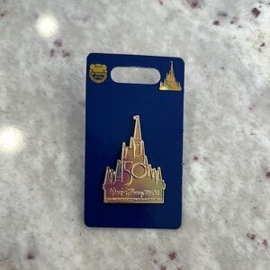 NWT Walt Disney World Parks 50th Anniversary Cinderella's Castle Pin